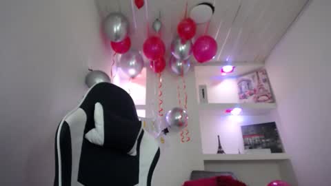 charis 2 online show from November 13, 8:08 pm