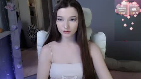 Snapshot of charityryah chatting on December 29, 1:17 pm Hi guys Welcome to my room online show from December 29, 1:17 pm