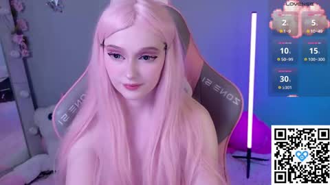Snapshot of charityryah chatting on May 25, 12:44 pm Hi guys Welcome to my room online show from May 25, 12:44 pm