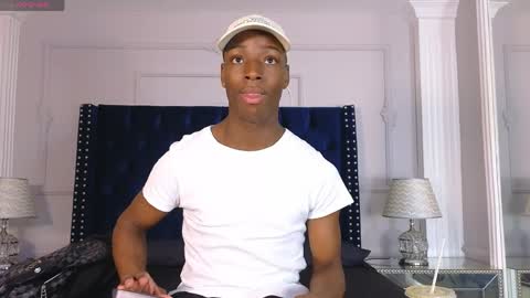 charlesbrown_ online show from April 21, 2:34 pm