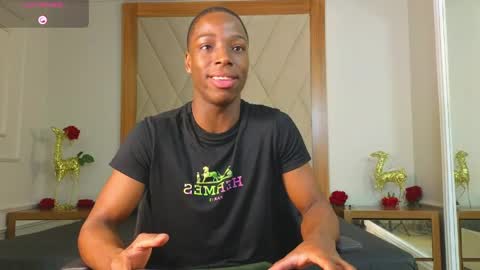 Snapshot of charlesbrown_ chatting on May 27, 1:52 pm charlesbrown_ online show from May 27, 1:52 pm