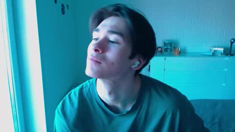 charleshanson69 online show from February 18, 7:37 am