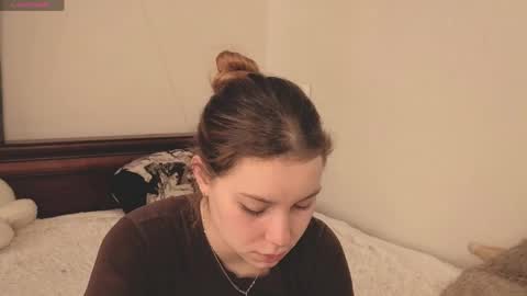 Ariel online show from March 23, 9:35 am