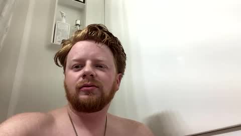 Snapshot of charley130361 chatting on February 5, 9:18 pm charley130361 online show from February 5, 9:18 pm