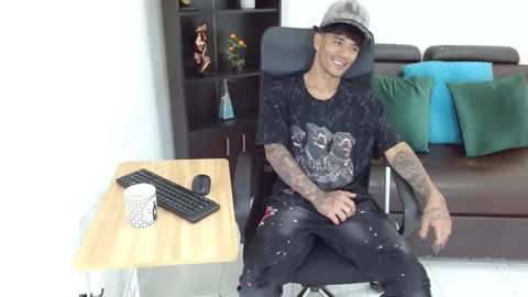 Charlie oconnor online show from January 16, 3:23 am