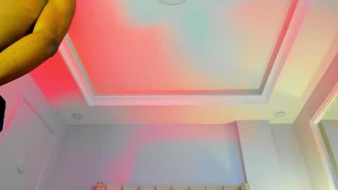    online show from November 1, 11:45 am