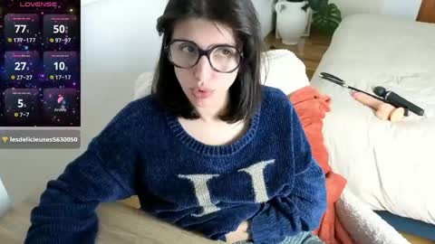Snapshot of charlieangella chatting on May 13, 7:33 pm Charlie online show from May 13, 7:33 pm