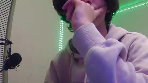 char sexiness online show from December 2, 9:03 am