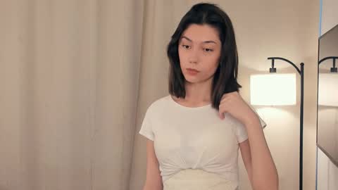 Yumi online show from January 7, 10:18 am