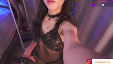 Snapshot of charloottee_1 chatting on July 17, 2:51 am Char 3 Lets go for the 100 Thumb-Up online show from July 17, 2:51 am