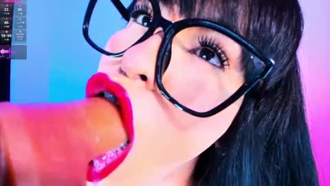 Charloott Evans online show from March 1, 11:15 pm