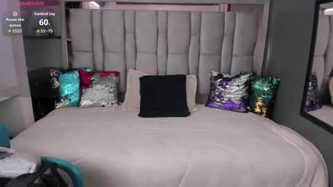 Charlot milf online show from October 16, 12:06 pm