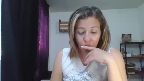 charlott online show from January 2, 11:16 pm