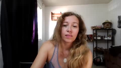 charlott online show from August 6, 5:15 pm