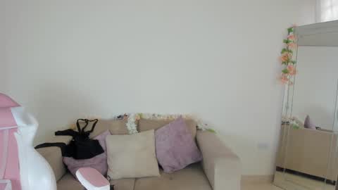    online show from December 22, 8:36 pm