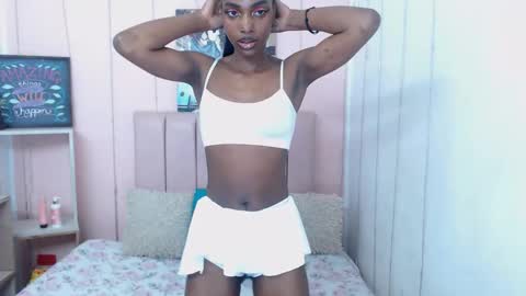 Snapshot of charlothcameronrs chatting on February 14, 12:13 pm charlothcameronrs online show from February 14, 12:13 pm