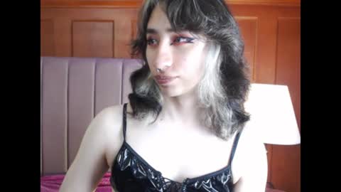 charlothe_dumont online show from July 9, 1:26 pm