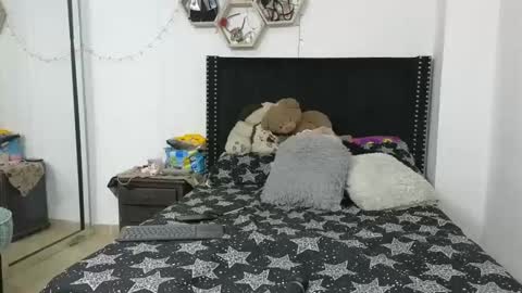 charlotte_027 online show from February 11, 8:48 am