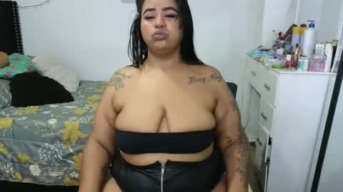 charlotte_027 online show from November 14, 5:50 am