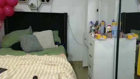 charlotte_027 online show from February 20, 3:03 am