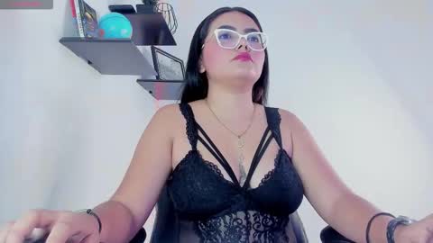 Snapshot of charlotte_256 chatting on September 29, 12:10 pm Charlotte online show from September 29, 12:10 pm