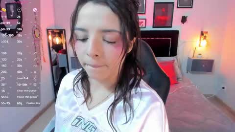 Charlotte online show from March 19, 5:44 am