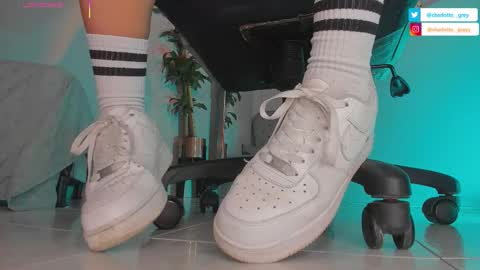 charlotte  grey online show from November 4, 7:13 pm