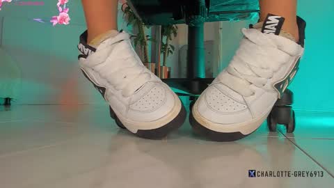 charlotte  grey online show from December 1, 7:41 pm