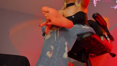 charlotte  grey online show from April 4, 6:49 pm