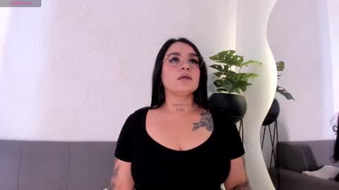 Snapshot of charlotte_chkt chatting on July 3, 11:27 am charlotte online show from July 3, 11:27 am