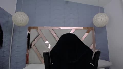 Charlotte colee online show from December 5, 3:28 pm