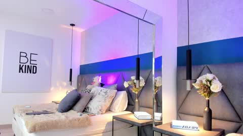 Charlotte online show from January 23, 1:24 pm