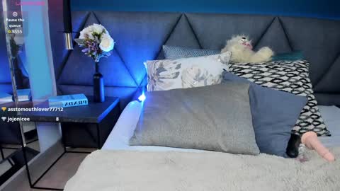 Charlotte online show from January 24, 5:21 pm