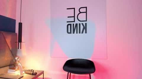 Charlotte online show from February 9, 1:46 pm