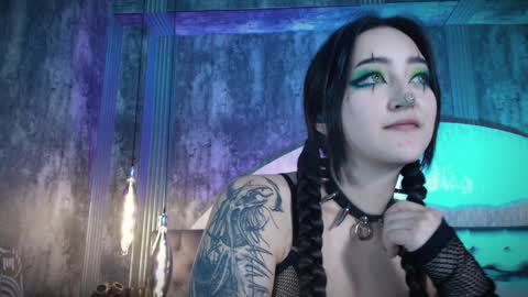 Charlotte online show from January 18, 5:26 pm