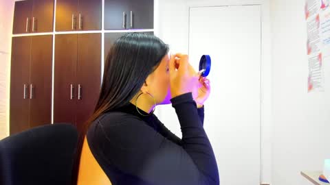 Charlotte Icee online show from January 15, 4:32 pm