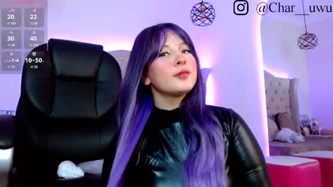 Charlotte online show from December 3, 11:52 am