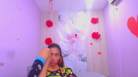 CHARLOTTE online show from February 20, 1:40 pm