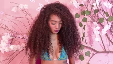 CHARLOTTE online show from June 26, 1:37 pm