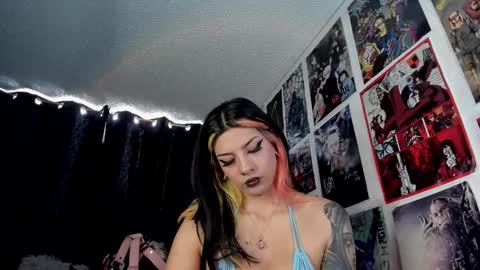 Charlotte online show from October 27, 8:24 pm