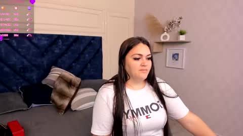 Snapshot of charlotte_mayers chatting on September 10, 11:21 am Charlotte Mayers online show from September 10, 11:21 am