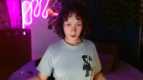 Snapshot of charlotte_morh_ chatting on May 14, 1:34 am charlotte_morh_ online show from May 14, 1:34 am