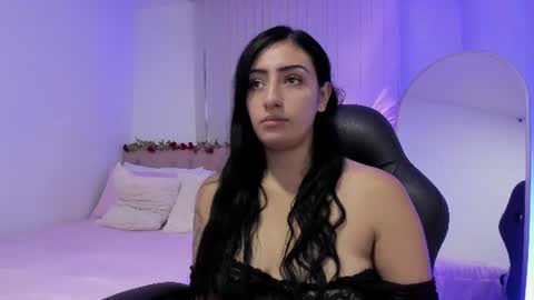 Snapshot of charlotte_pleasure chatting on June 22, 11:07 am Charlotte online show from June 22, 11:07 am