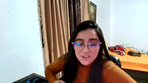 Snapshot of charlotte_richardson chatting on June 14, 2:24 am charlotte_richardson online show from June 14, 2:24 am
