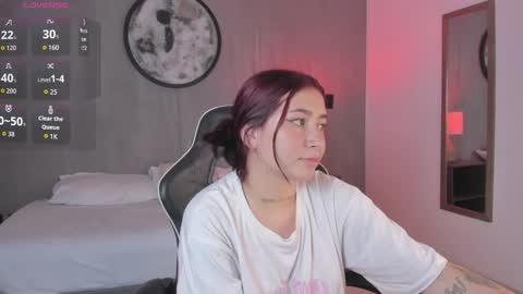 Charlottee online show from March 1, 9:22 am