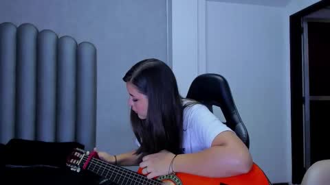 charlottee_starr online show from November 28, 7:49 pm