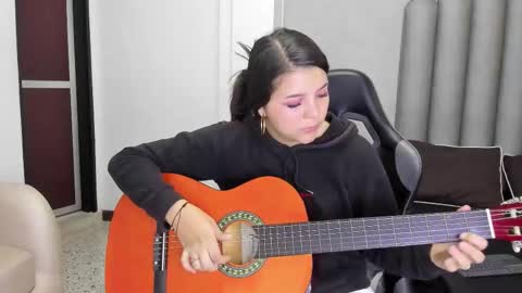 charlottee_starr online show from December 5, 8:16 pm