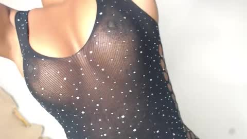 charlottehorny1 online show from March 4, 7:19 am