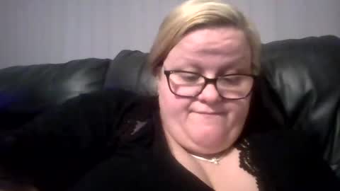 Charlottejones01 online show from April 4, 12:42 am