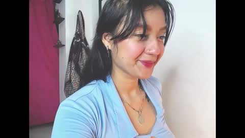 charlottekiss99 online show from December 14, 1:38 pm